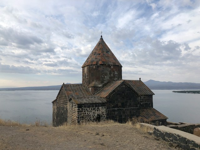 دریاچه سوان ارمنستان